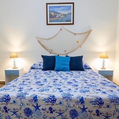 Lovely Apartment In Palermo-Sferracavallo Екстериор снимка